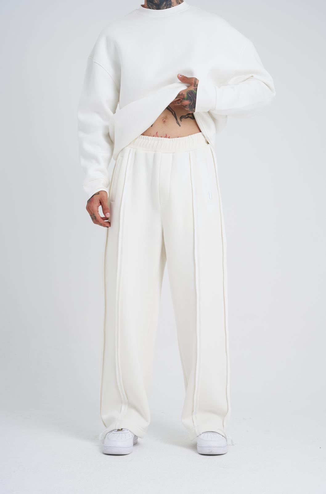 White Sewing Detailed Baggy Jogger
