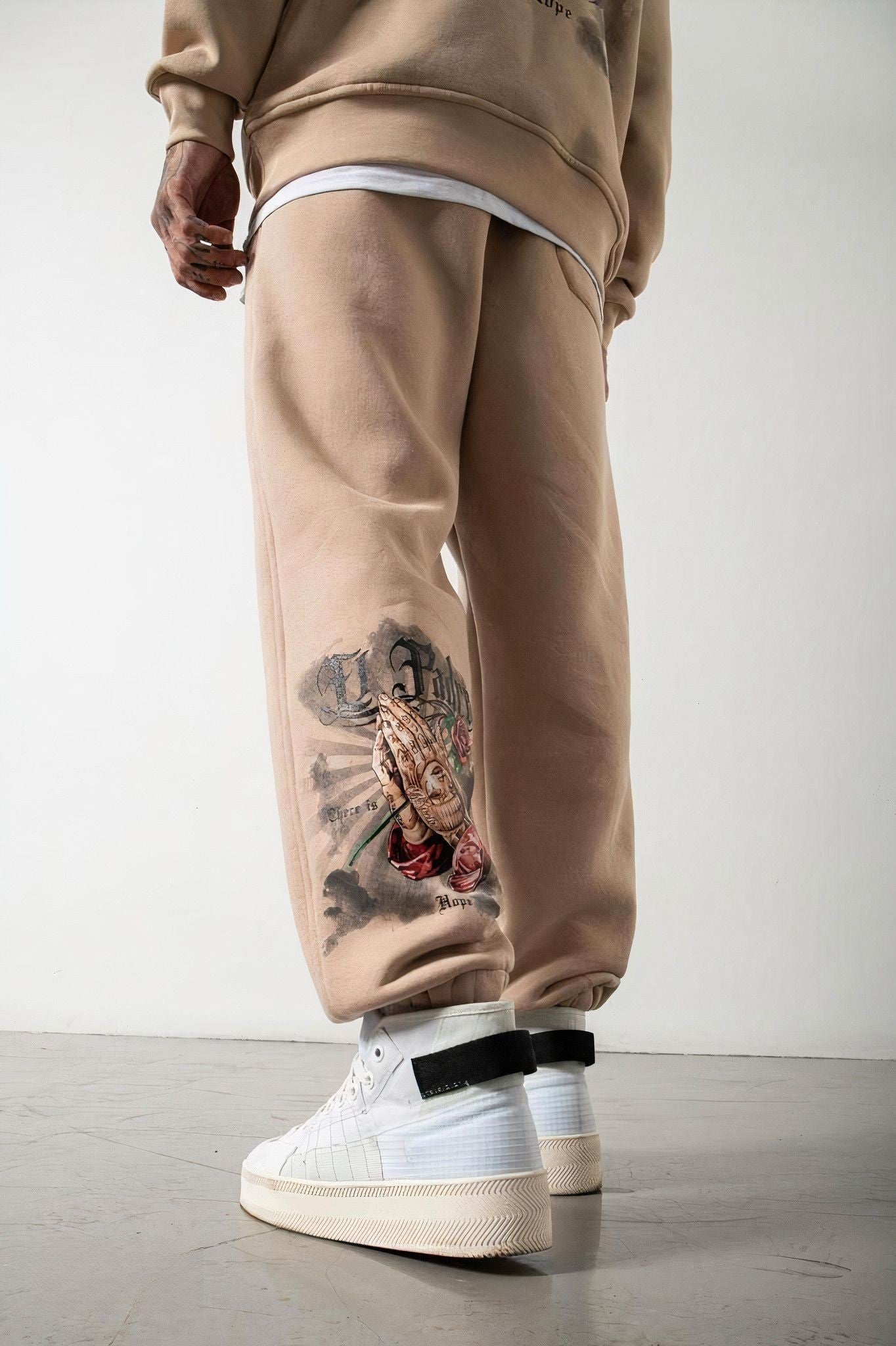 Beige El Padre Joggers